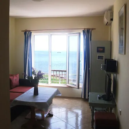 бряг на радостта Joy Apartamento